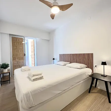 Apolo Iv - Inmodream